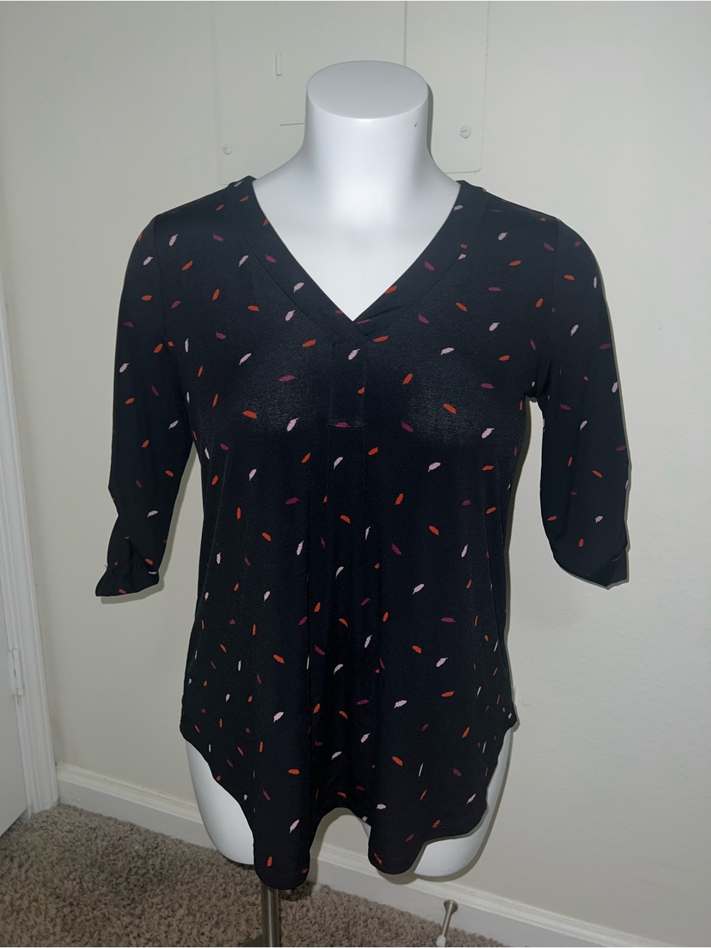 Torrid Black V-Neck Blouse with Feather Print